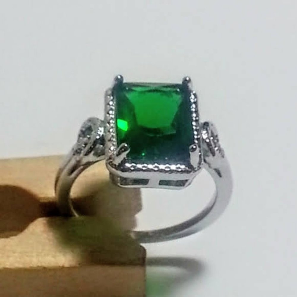 Created Emerald Cut Solitaire Silver Ring Sz6 Nwot - image 1